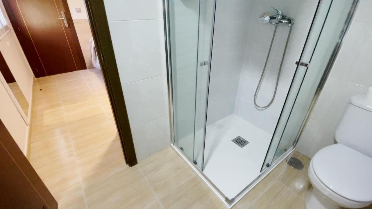 Hostal Restaurante Cuatro Caminos Cubillos del Sil 외부 사진